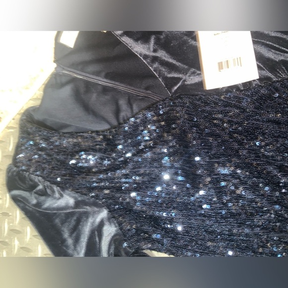 Nwt Bailey 44 sequin selby dress formal night out long sleeve revolve - Picture 3 of 9